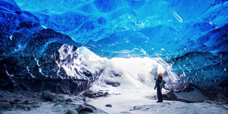 Grotte de glace - découvrez le phénomène naturel durant votre voyage en Islande avec Nordic