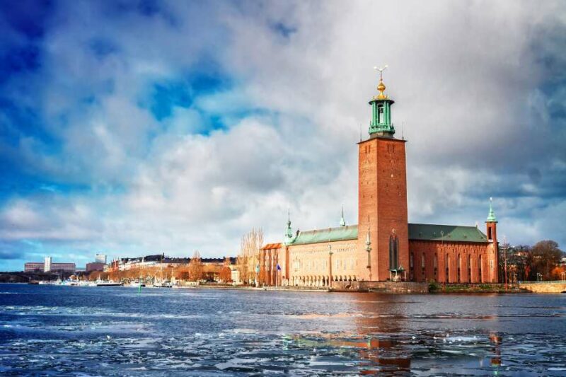 Stadhuis van Stockholm aan het water