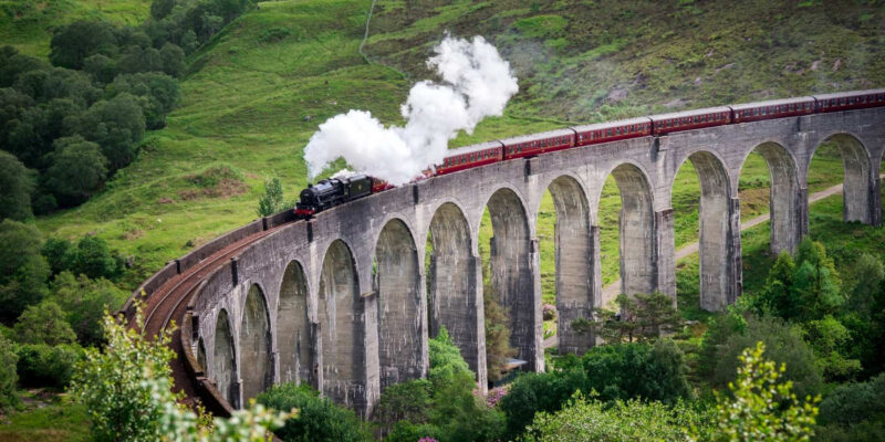 Harry-Potter-trein-viaduct-Schotland