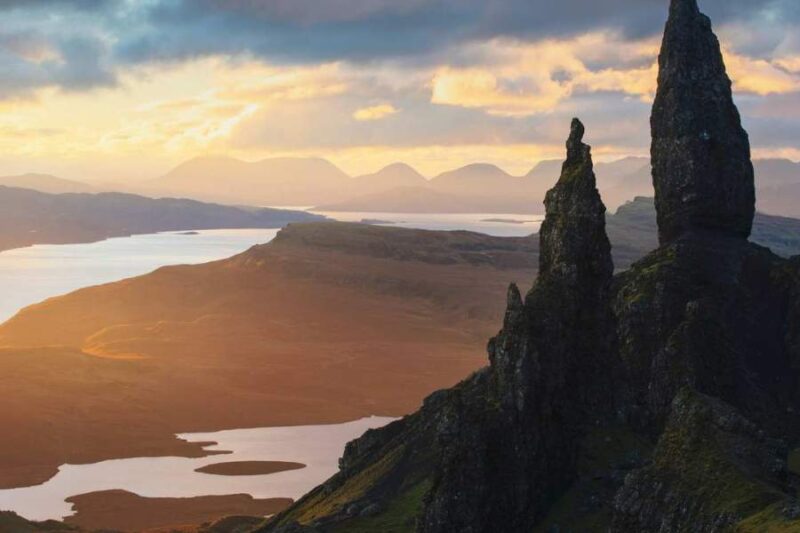 Old-Mann-of-Storr-Zonsopgang-in-Schotland-