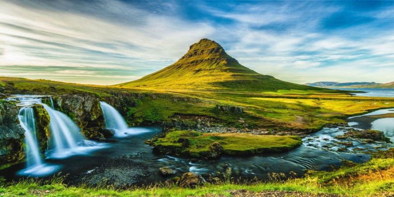 IJsland-west-Kirkjufell-©-nordic